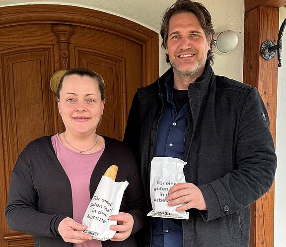 Oberschlierbachs Bürgermeister Andreas Geppert mit Gabi Tretter (Foto: privat)