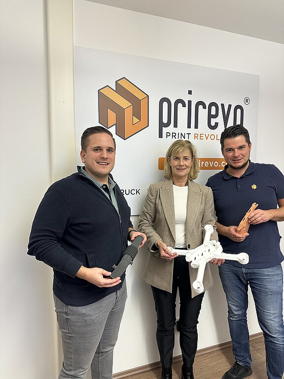 Foto (ÖVP-Ried): Markus Tempelmayr, Doris Staudinger, Szilard Molnar